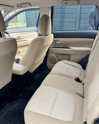 Mitsubishi Outlander cena 48500 przebieg: 174000, rok produkcji 2013 z Ciechanowiec małe 56